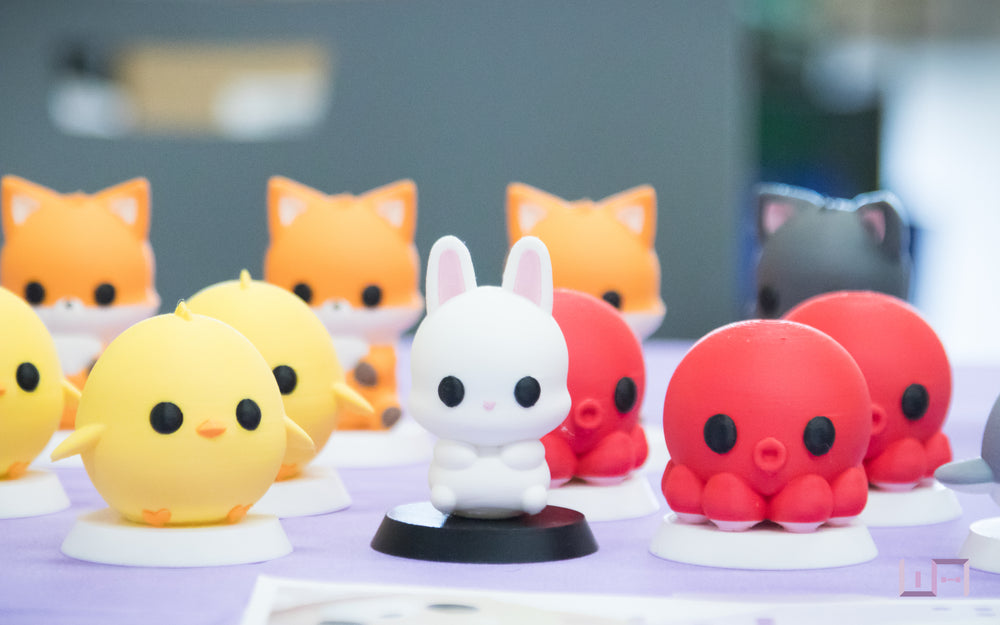 Figurines