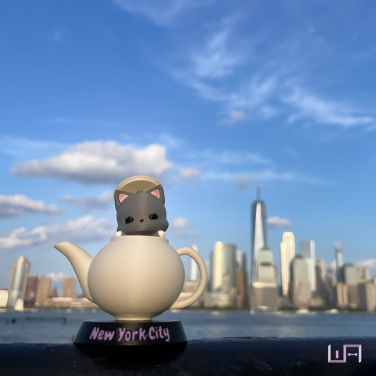 NYC: Cat Teapot