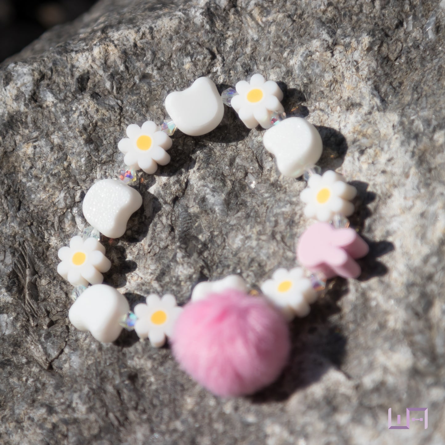 Jiniret with Daisy Bracelet