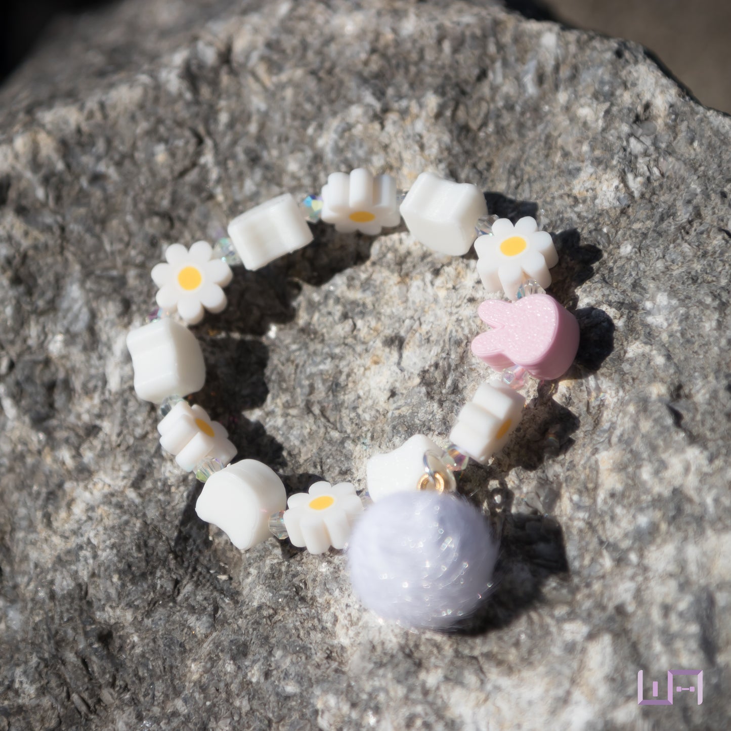 Jiniret with Daisy Bracelet